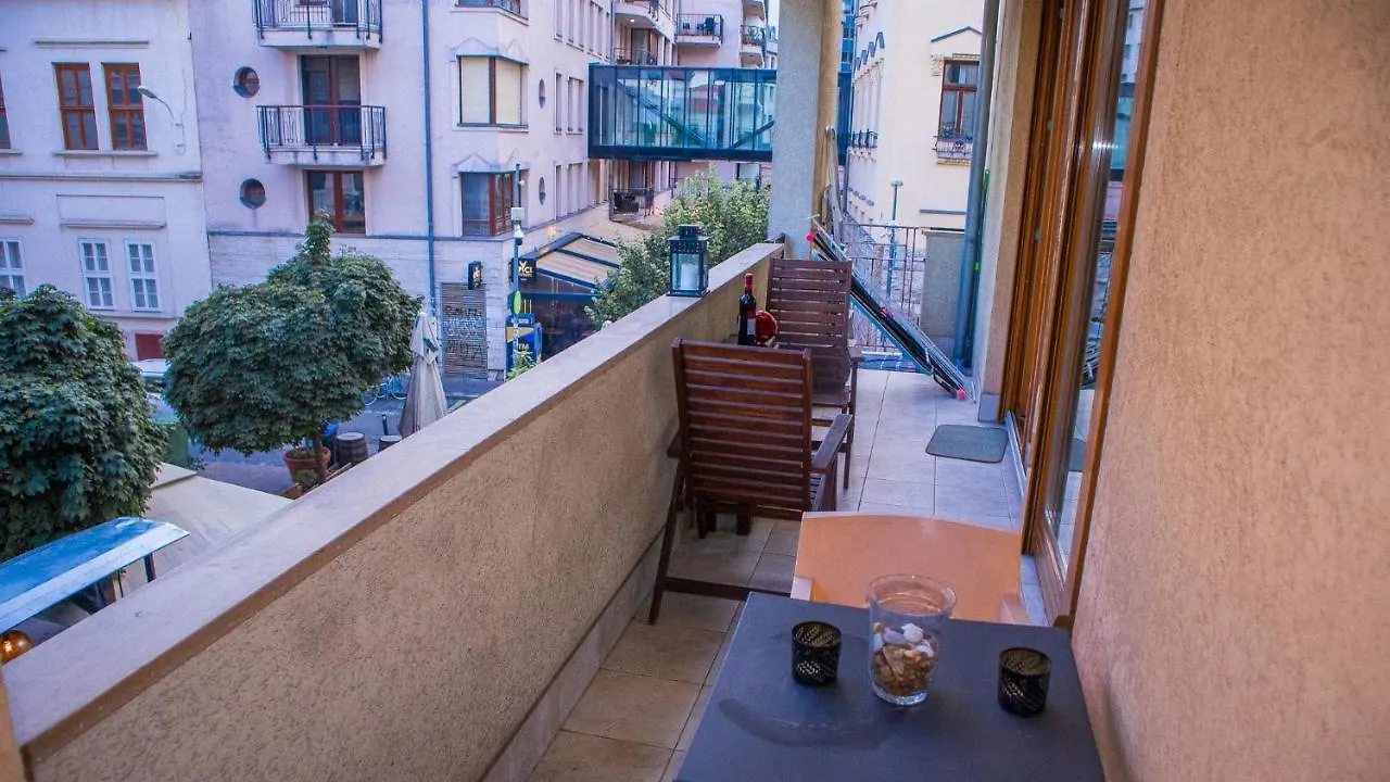 Kazinczy Boutique Apartment Budapest Hungría